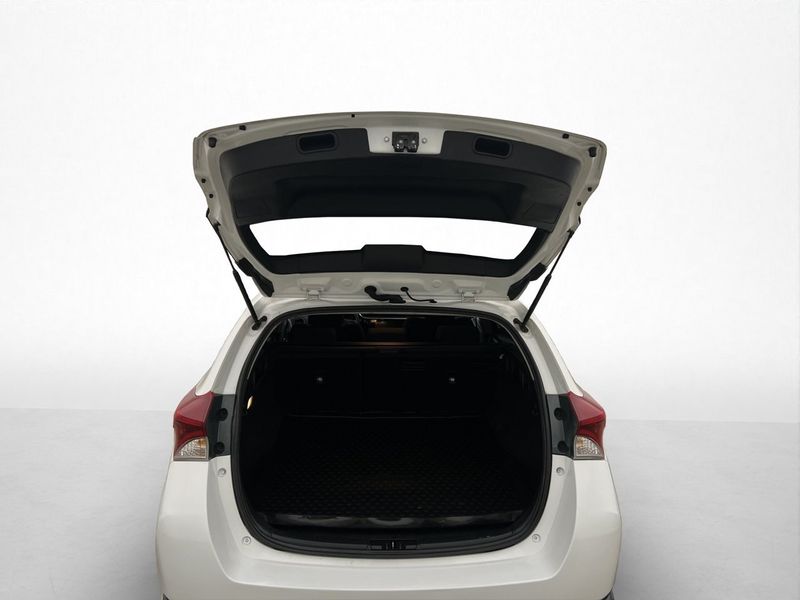 Toyota Auris bild 13