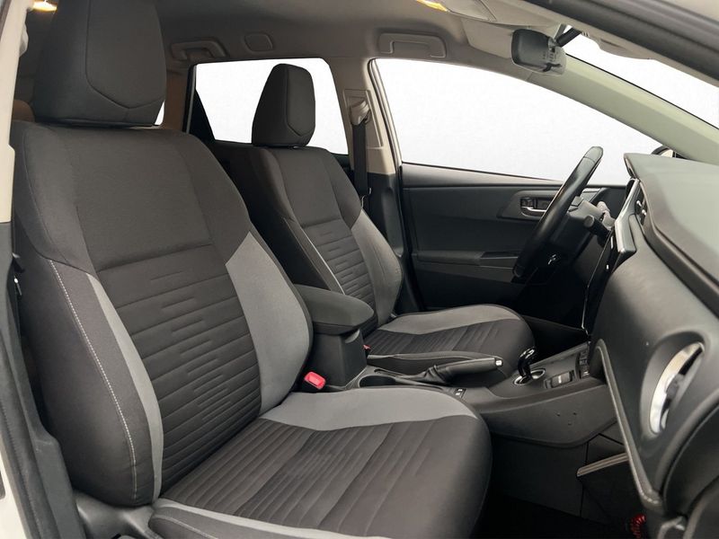 Toyota Auris bild 11