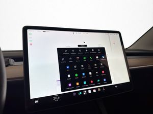 Tesla Model 3 bild 24