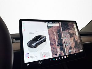 Tesla Model 3 bild 32