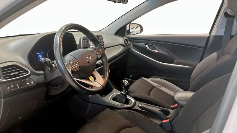 Hyundai i30 bild 7