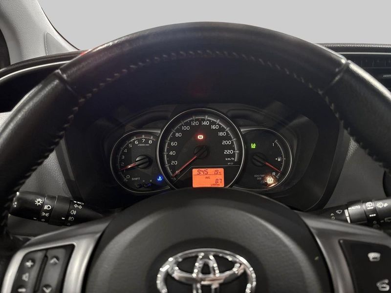 Toyota Yaris bild 15