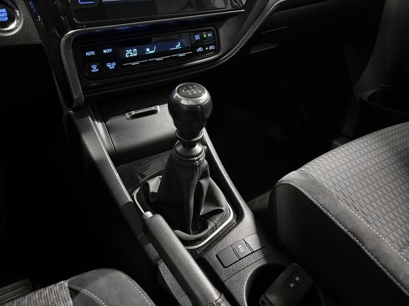 Toyota Auris bild 18
