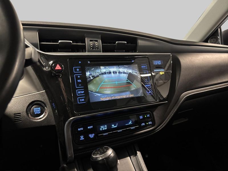 Toyota Auris bild 17
