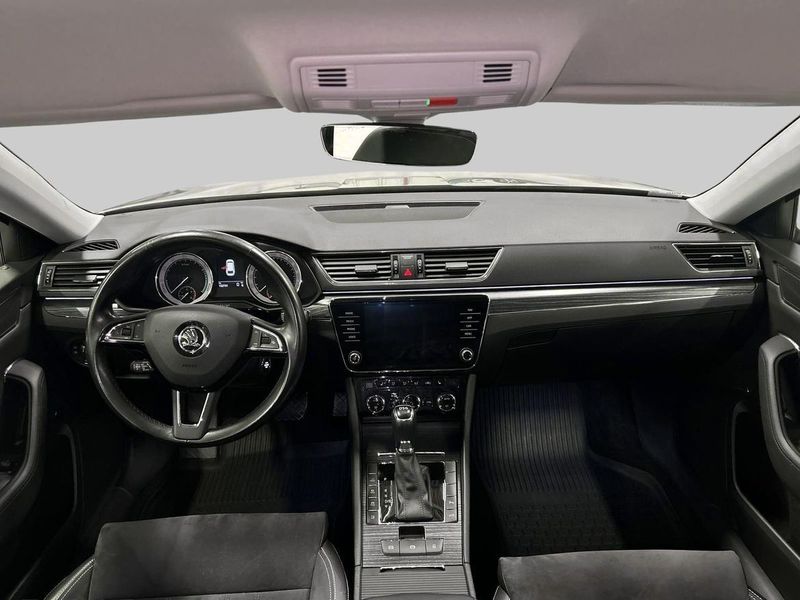 Skoda Superb bild 12
