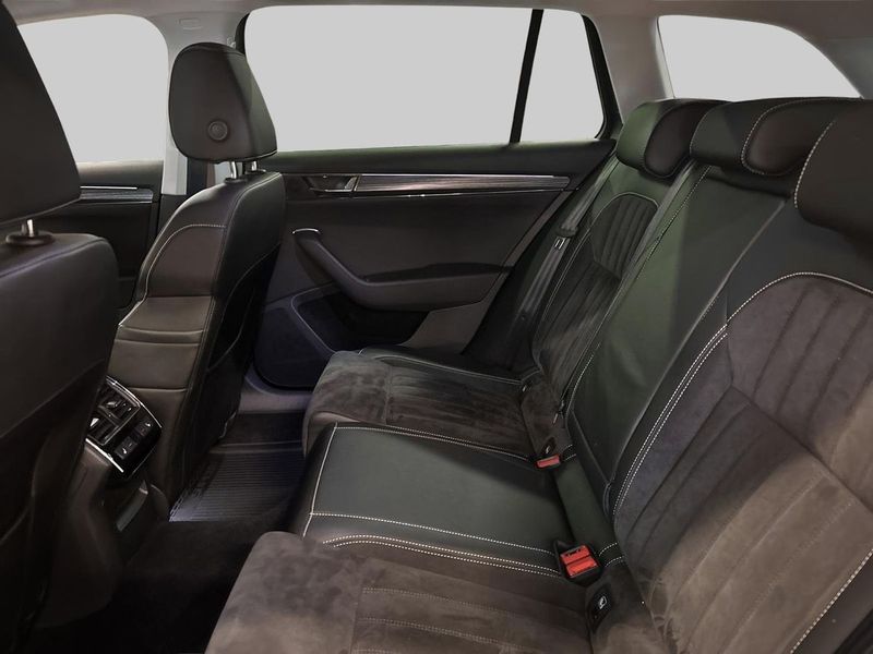 Skoda Superb bild 11