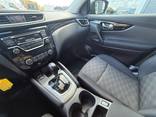 Nissan Qashqai 1.6 dCi DPF XTRONIC-CVT Accenta Euro 5 - 2014