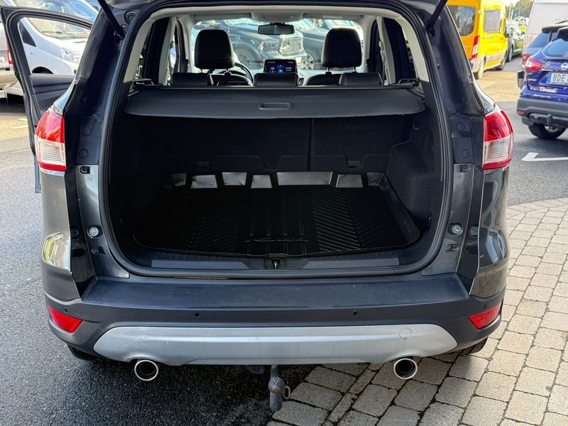 Ford Kuga bild 6