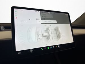 Tesla Model Y bild 22
