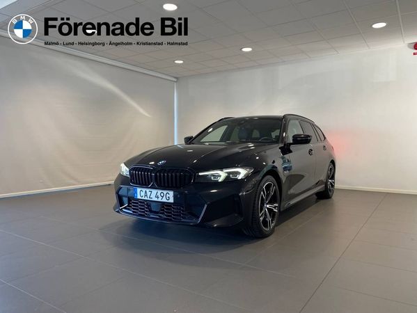 BMW 330 e xDrive Touring M-sportpaket Parkeringsassistent Drag - 2023