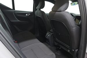 Volvo EX40 bild 9