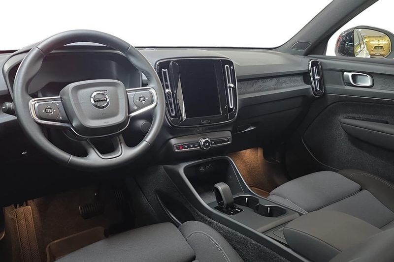 Volvo EX40 bild 10
