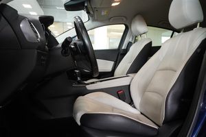 Mazda 3 bild 8