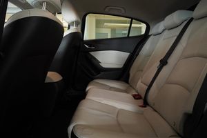 Mazda 3 bild 7