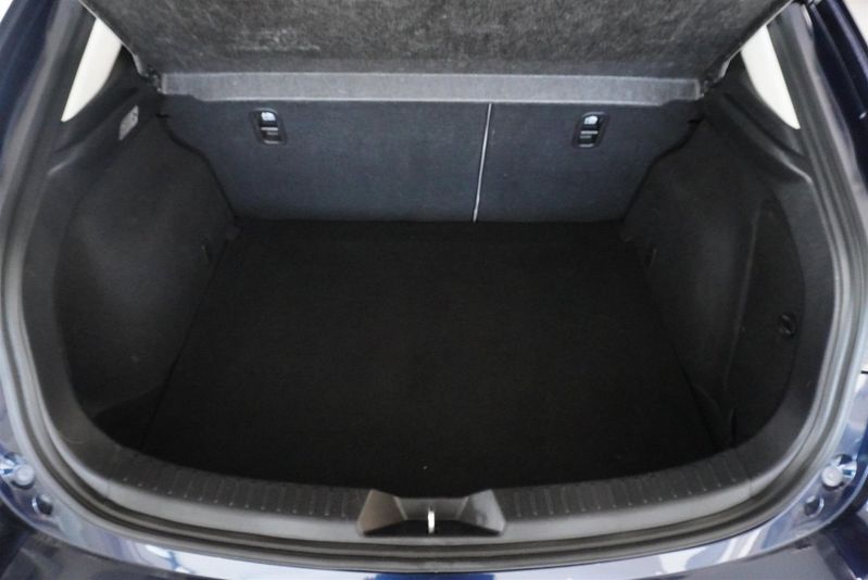 Mazda 3 bild 9