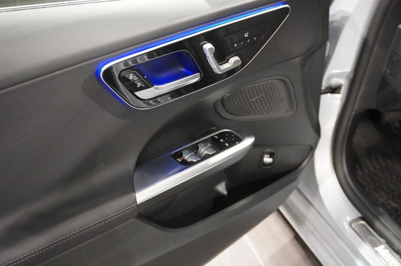 Mercedes C300 bild 14