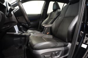 Toyota Corolla Cross bild 5