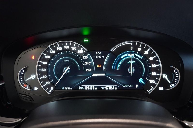 BMW 530 bild 10