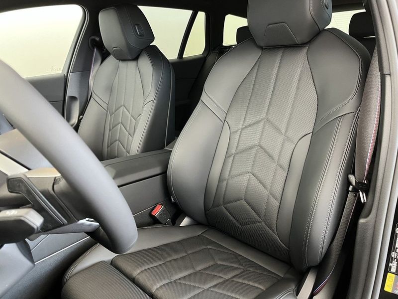 BMW i5 bild 7