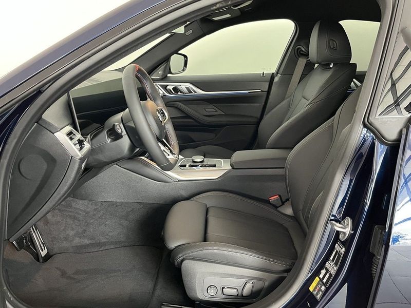 BMW i4 bild 5