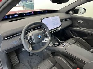 BMW iX3 bild 8