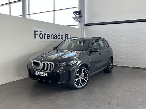 BMW X5 xDrive50e M Sport Innovation 21" Drag H/K ComfortAccess - 2026