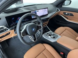 BMW 330 bild 7
