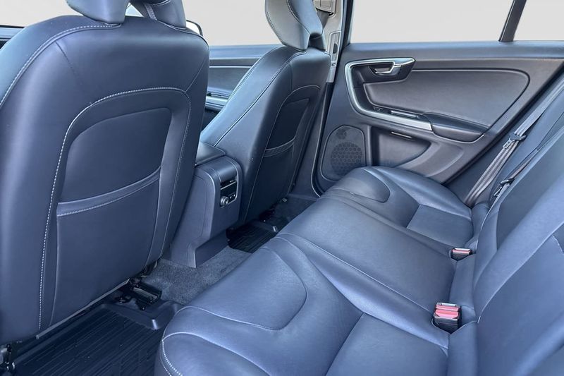 Volvo V60 bild 8