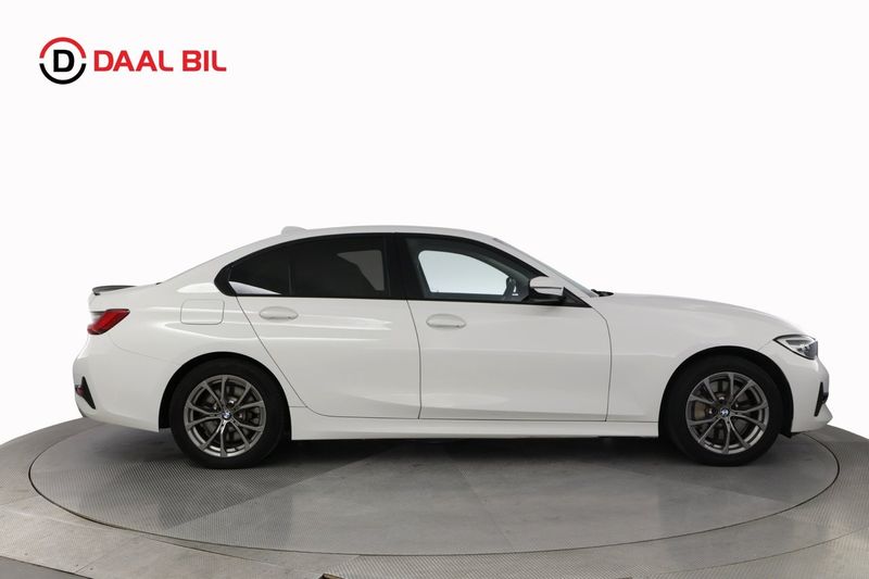 BMW 330 bild 5