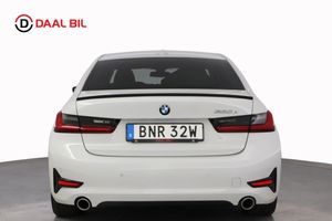 BMW 330 bild 7