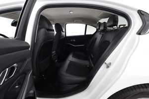 BMW 330 bild 12