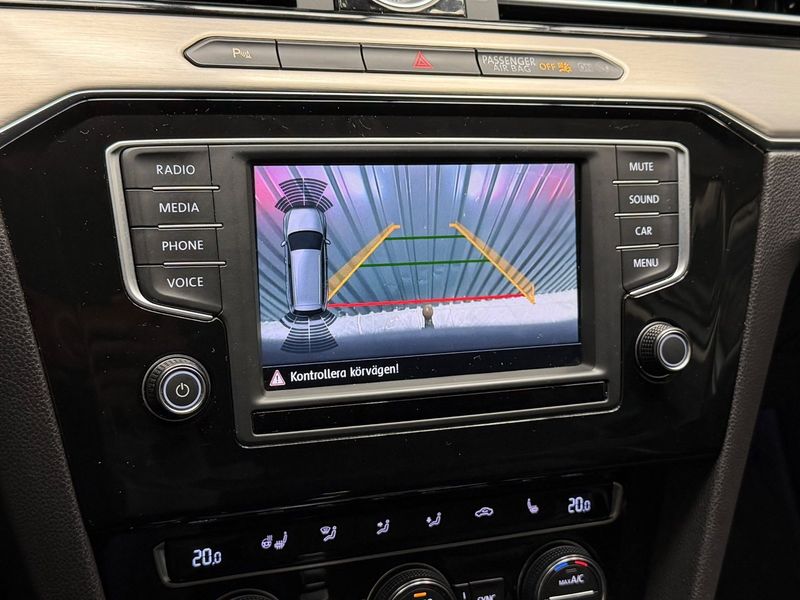 Volkswagen Passat bild 18