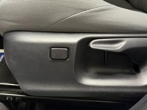 Toyota Corolla Cross bild 11
