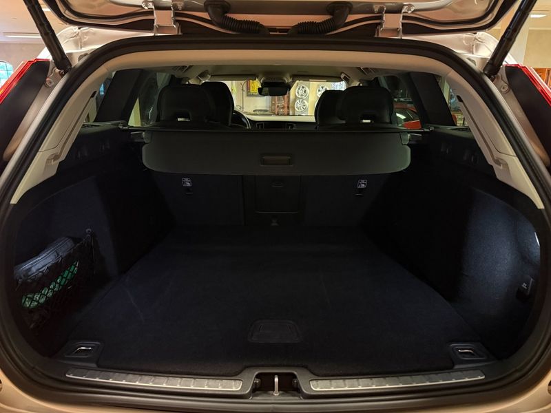 Volvo V60 bild 25