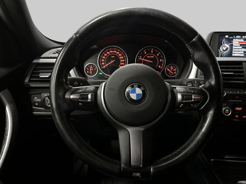 BMW 320 bild 14