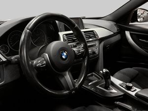 BMW 320 bild 23