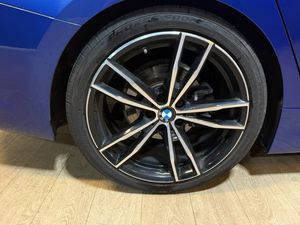 BMW 320 bild 23