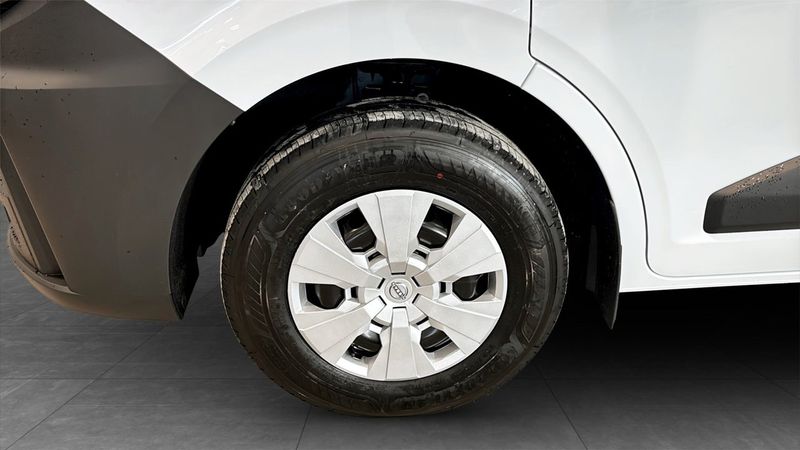 Nissan Interstar bild 9
