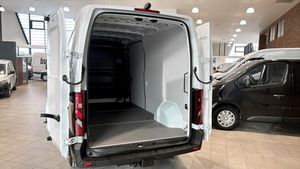 Nissan Interstar bild 13