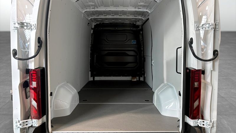 Nissan Interstar bild 10