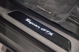 Porsche Taycan bild 19