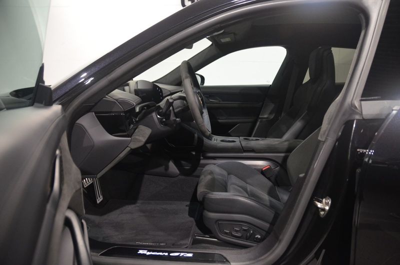 Porsche Taycan bild 10