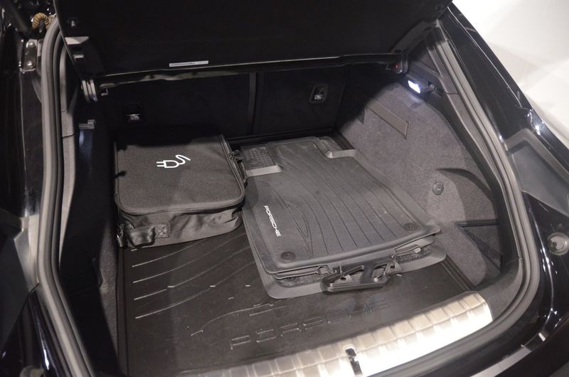 Porsche Taycan bild 15