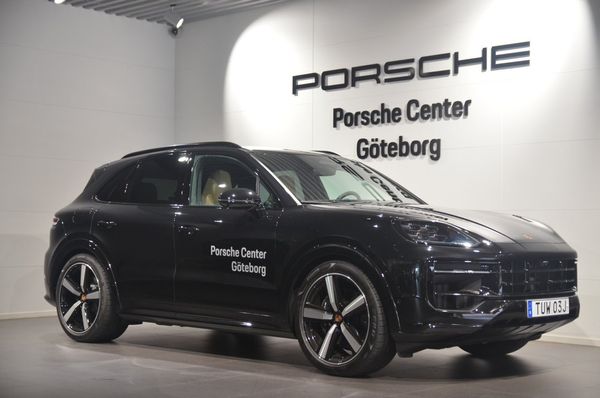 Porsche Cayenne E-Hybrid VAT/Leasbar - 2026