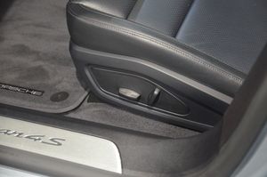Porsche Taycan bild 21