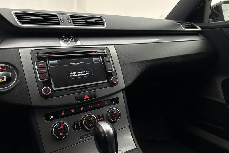 Volkswagen Passat bild 13