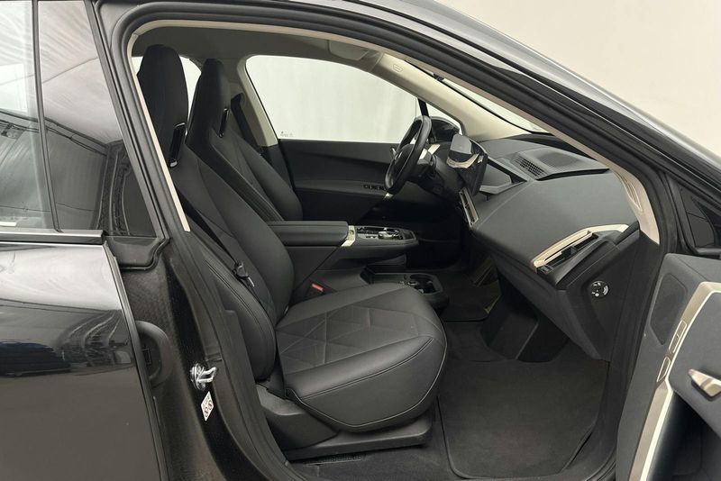 BMW iX bild 7