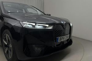 BMW iX bild 22