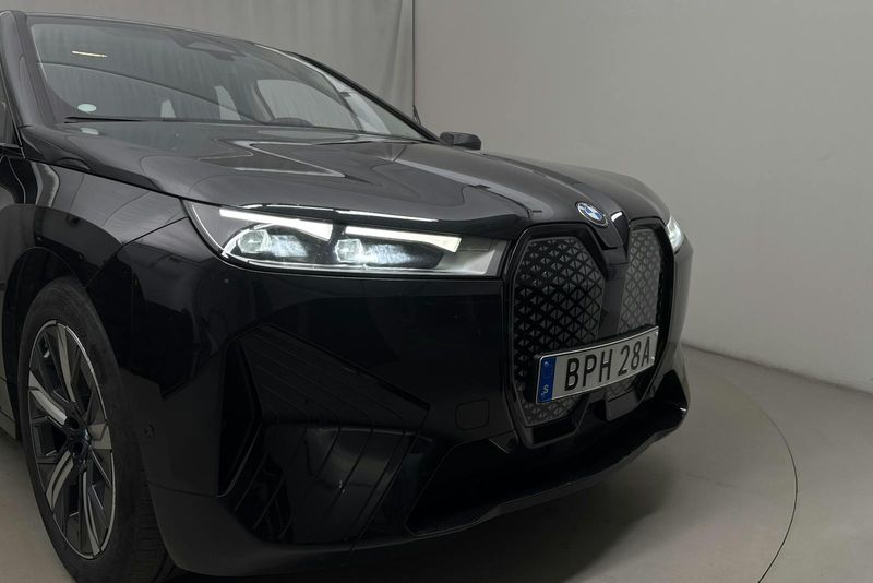 BMW iX bild 22