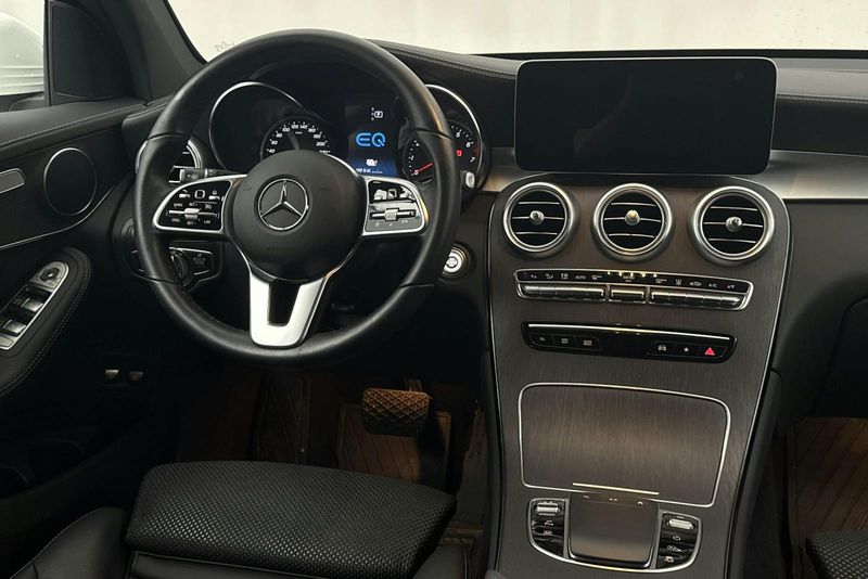 Mercedes GLC300 bild 17